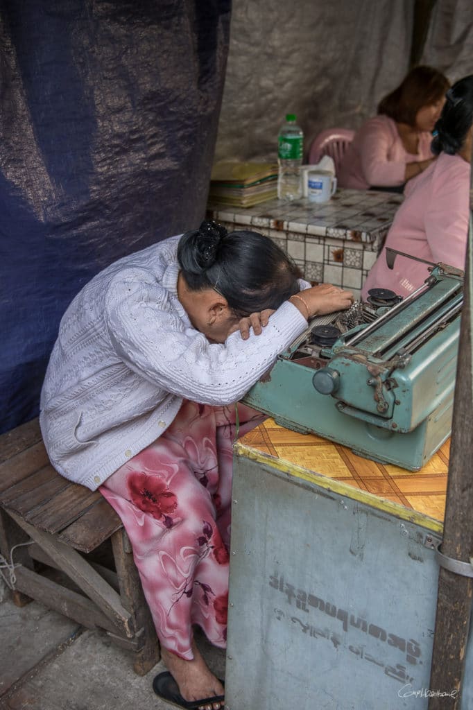 Ecrivaine publique Yangon