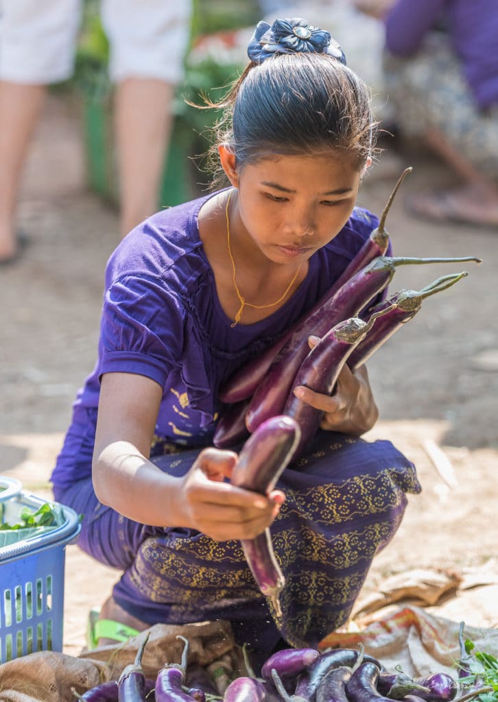 marché de Mine Tauk au bord de Inle